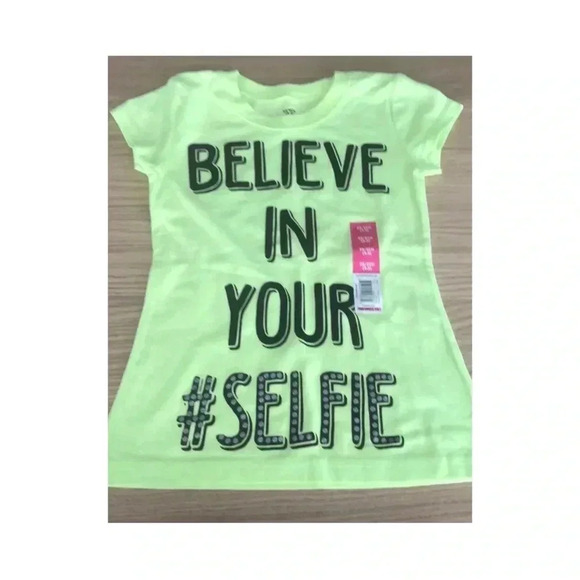 Other - 🆕Girl #Selfie Neon Tee XS🆕